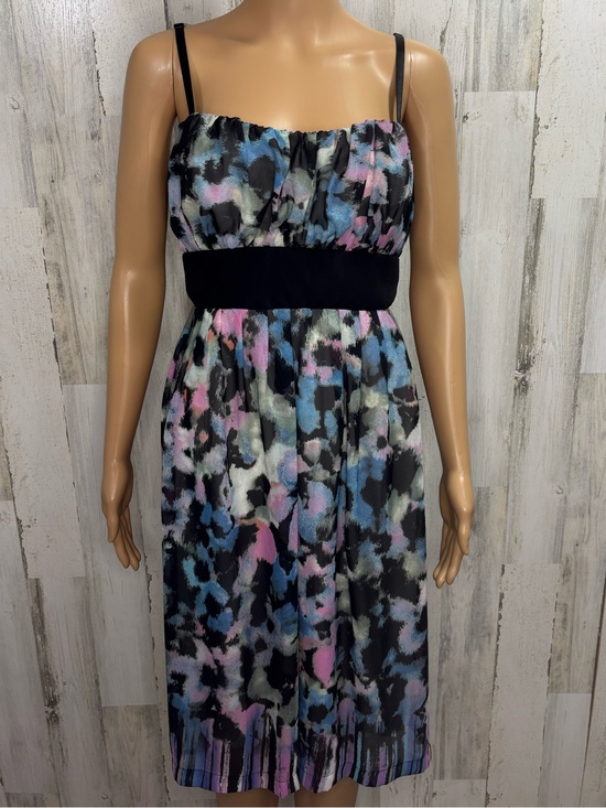 dressbarn Dresses & Skirts - Dressbarn Sleeveless Watercolor Smocked Back Midi Dress